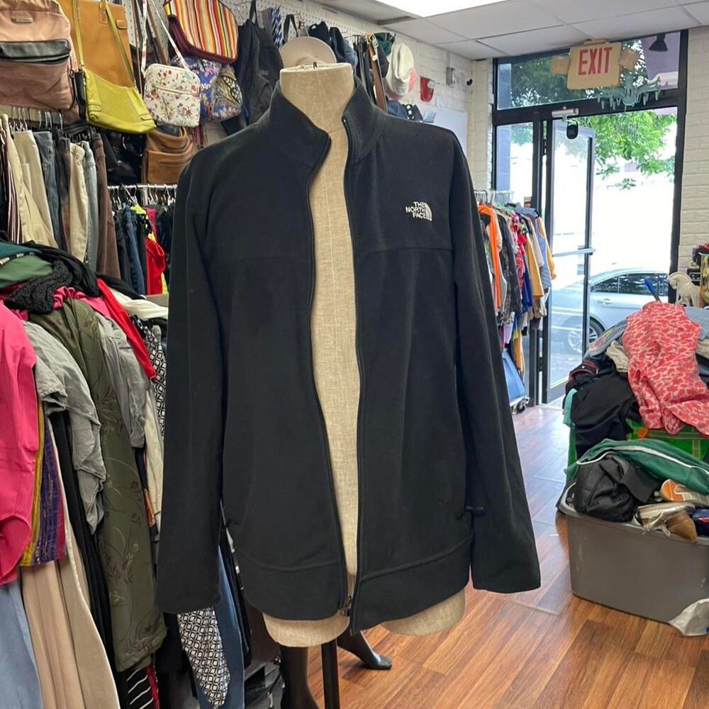 The north face black fleece